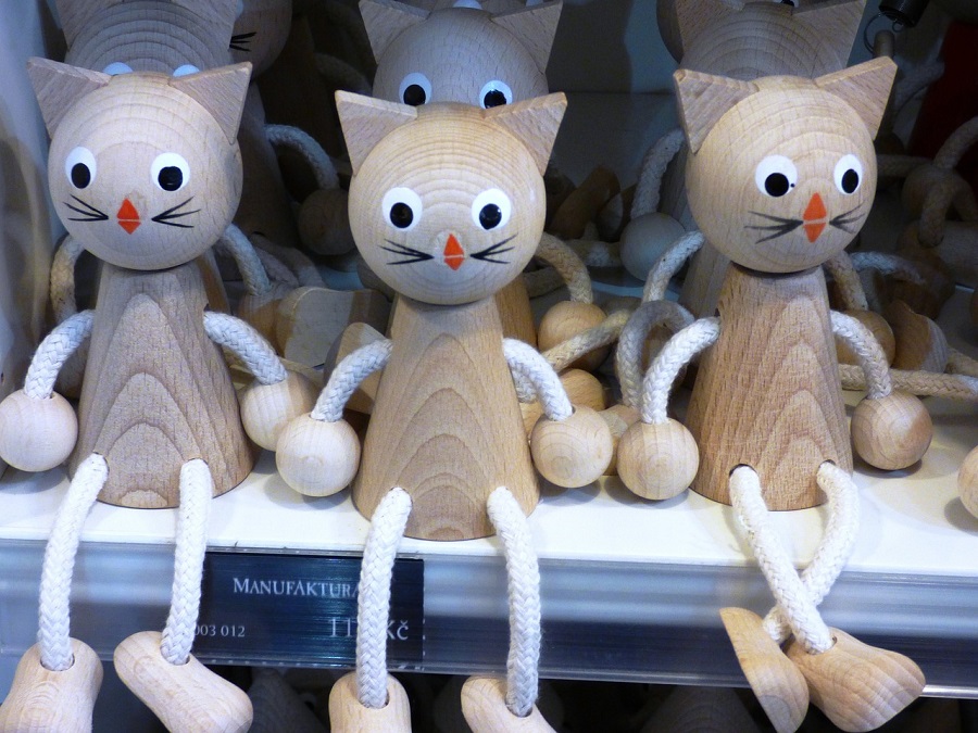 Figures pour chats